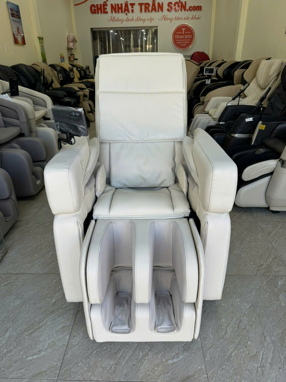 Ghế massage Panasonic EP-MAL1 – Ghế massage cao cấp Real Pro AI, thiết kế sang trọng